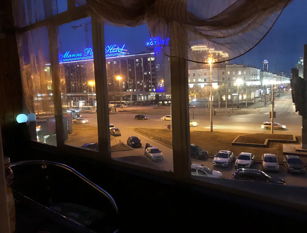 Квартира Уютная квартира около жд вокзала с видом на центр города — Екатеринбург