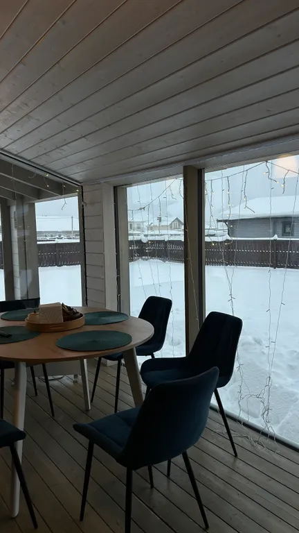 Панорамный дом с камином в престижном поселке