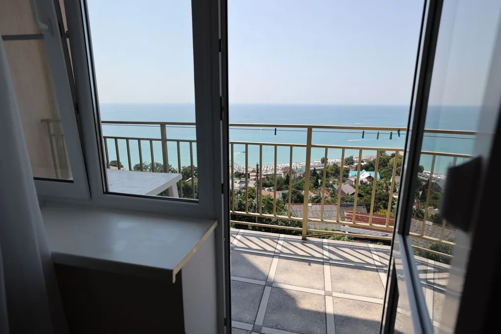 Квартира Квартира Четырехместный номер с доп. местом с балконом и видом на море — Лазаревское