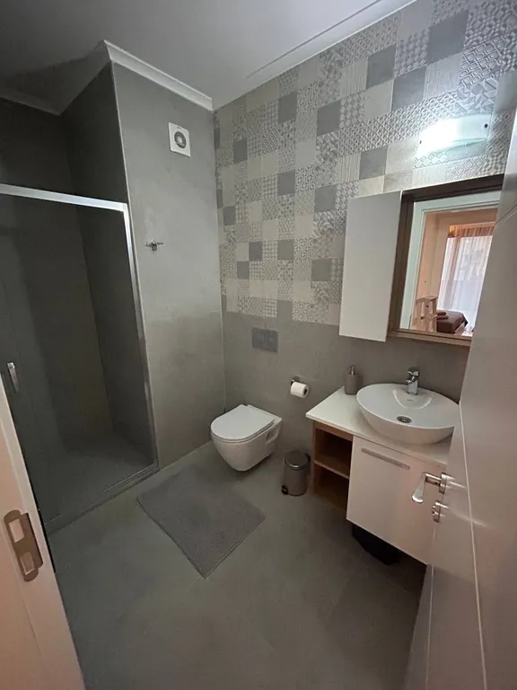 Новая, уютная квартира в 500 метрах от моря