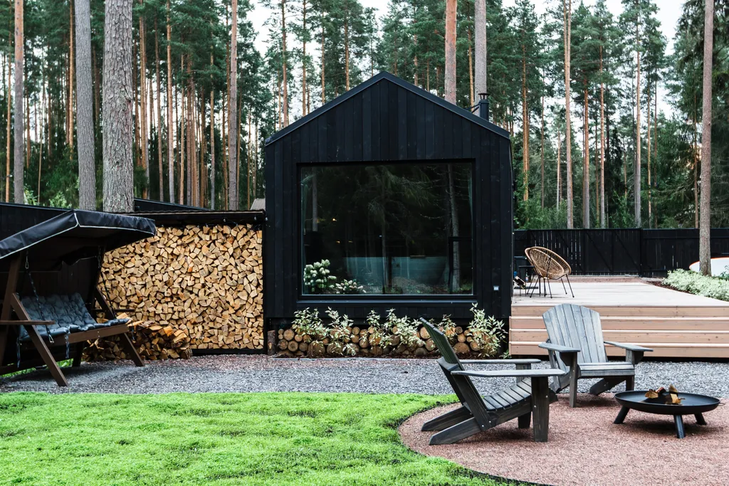 Коттедж Панорамный дом в лесу с сауной и ванной у окна — Вырица