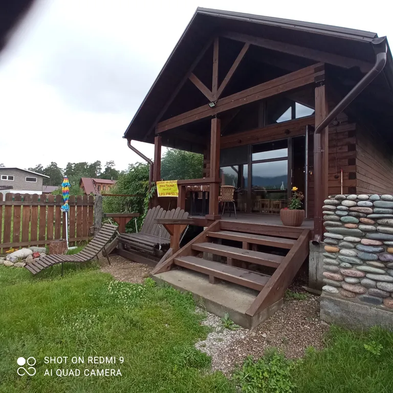 Дом на берегу Чемалки