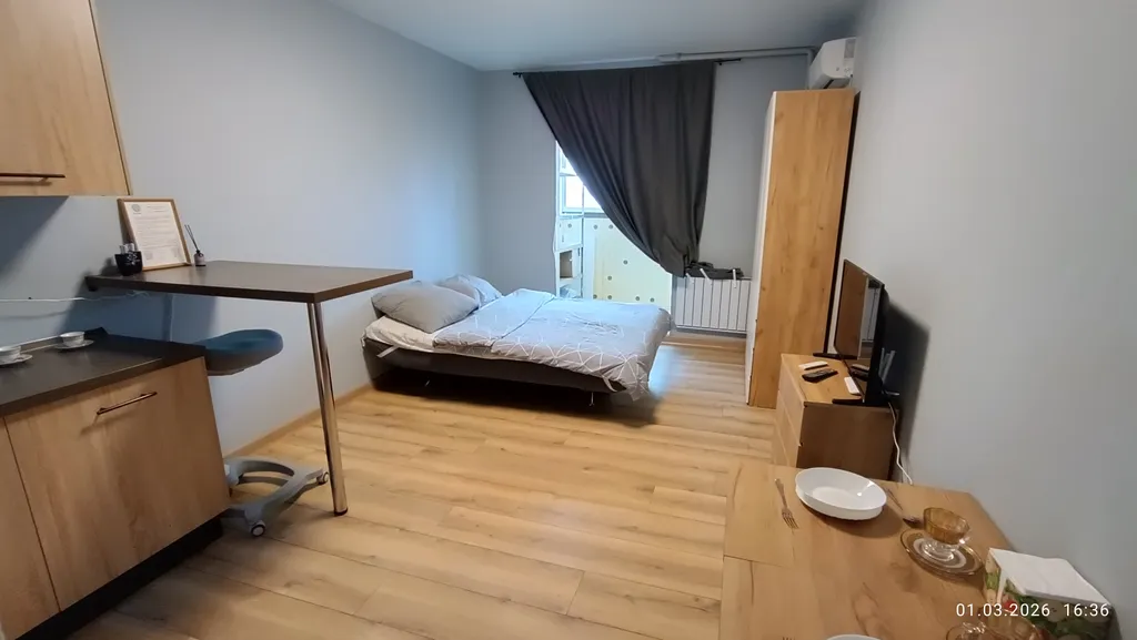 Студия на высоком этаже