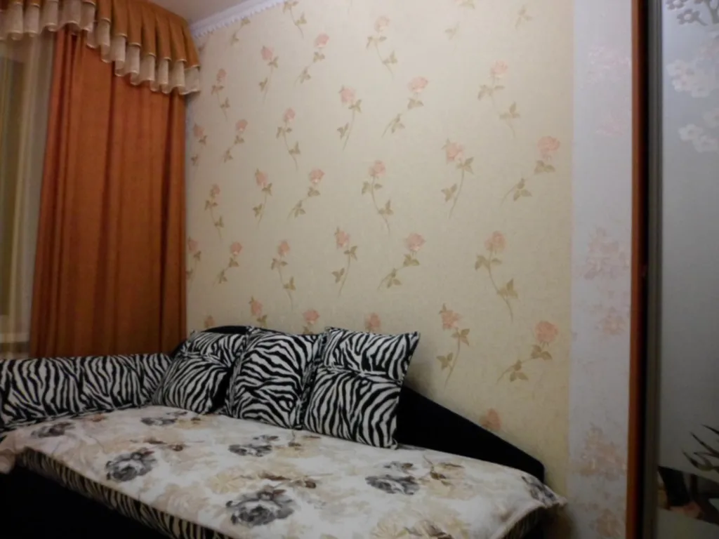 Коттедж с отдельным входом и двориком