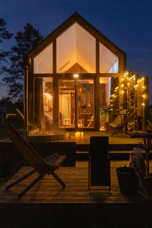 Коттедж Дом с панорамным видом и горячей купелью — Горки (Лопухинское с/п)