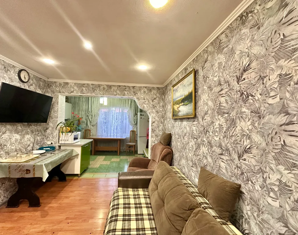 4-комнатный Дом