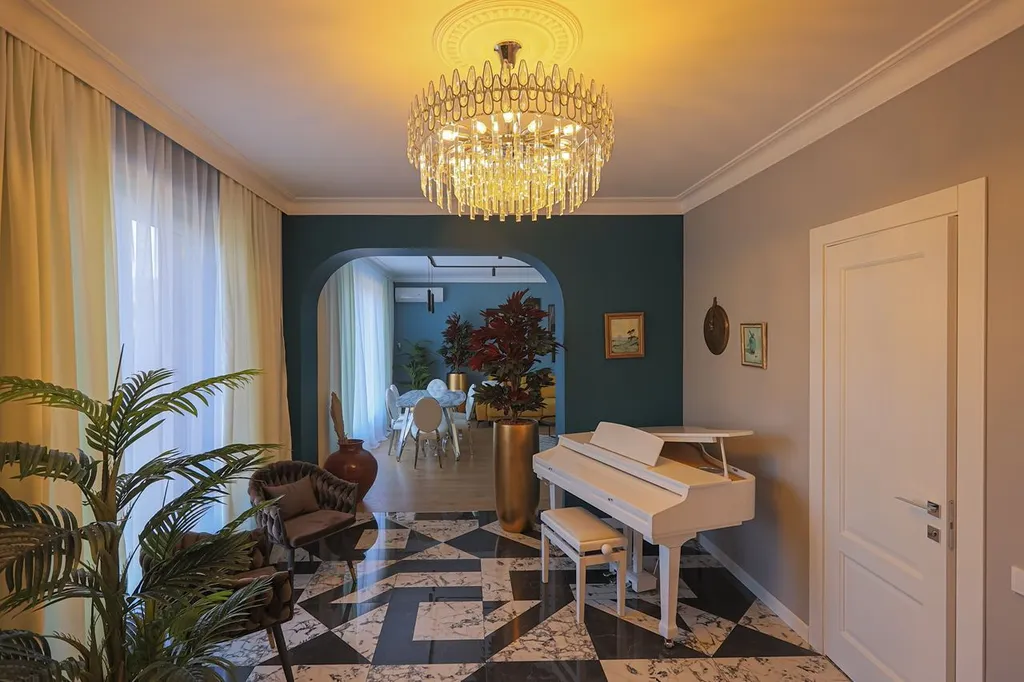 Бассейн с подогревом и лаундж зоной