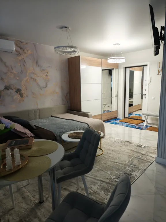 Атмосферная квартира-студия у Глобуса на Зелёной