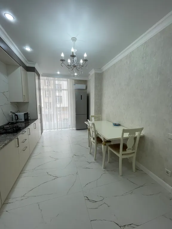 Апартаменты в новом доме в центре города, люкс