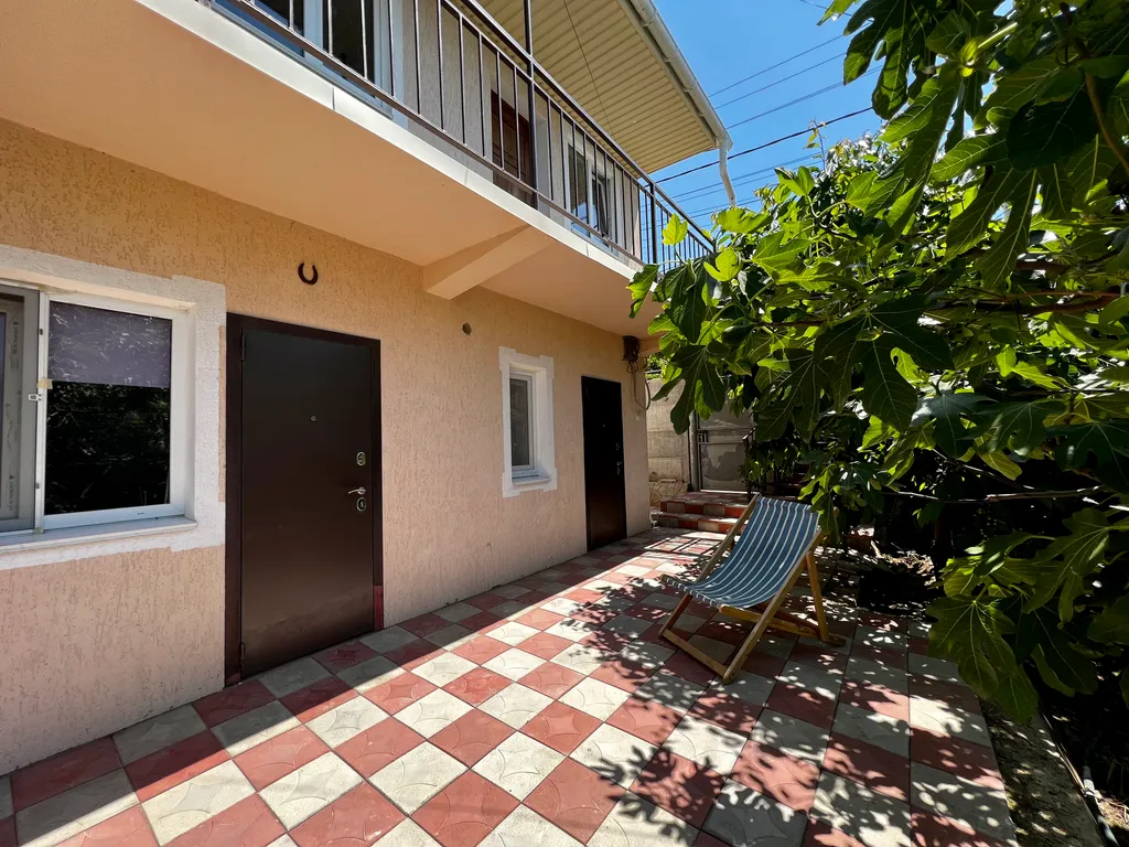 Квартира Апартаменты возле моря — Севастополь