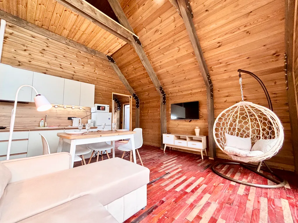 Family Suit, 2-х уровневая квартира вид на озеро