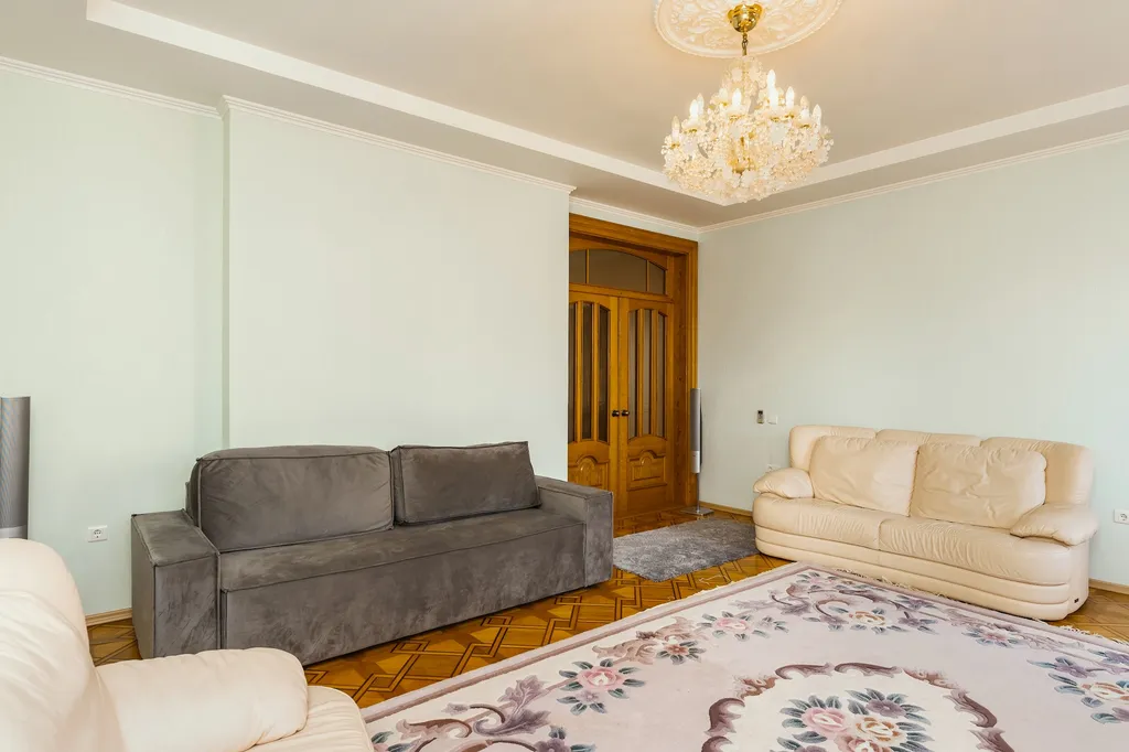 5-ти комнатная Квартира «Бельведер» в Центре Ялты,рядом с рынком