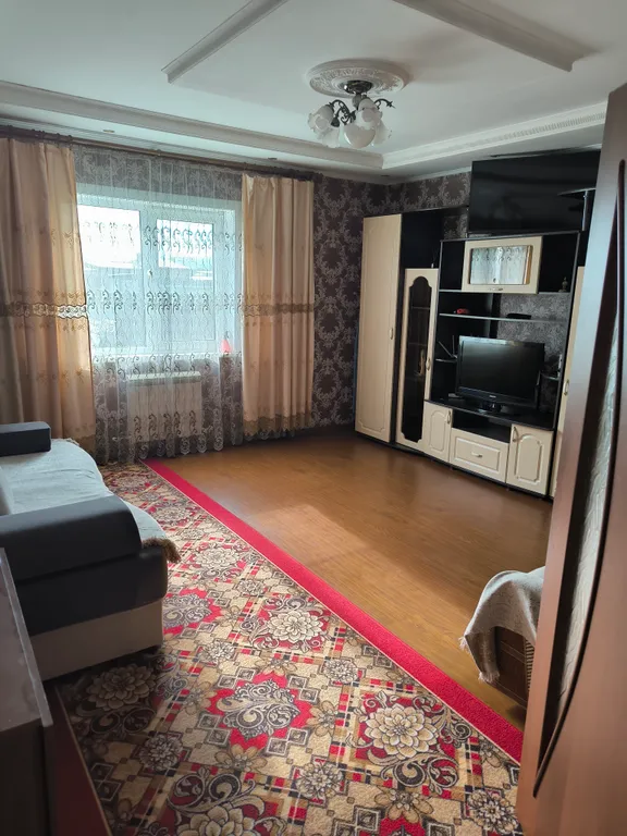 Дом рядом с аэропортом