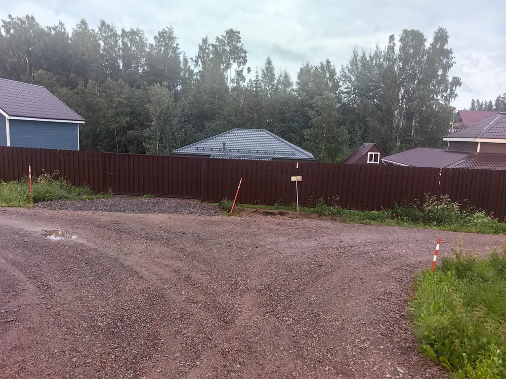 Дом у ручья