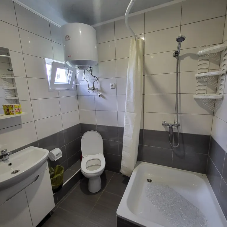 №29 на втором этаже, в номере есть все