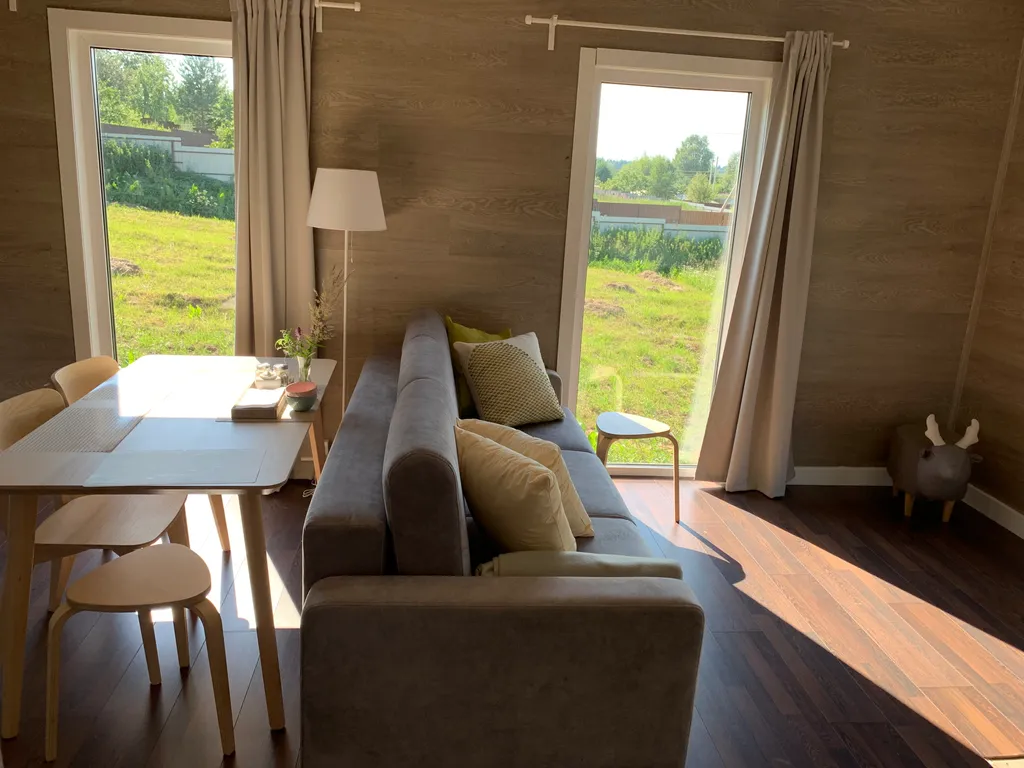 Коттедж Дом с террасой, камином, финской сауной на краю деревни с видом вдаль — Степаново