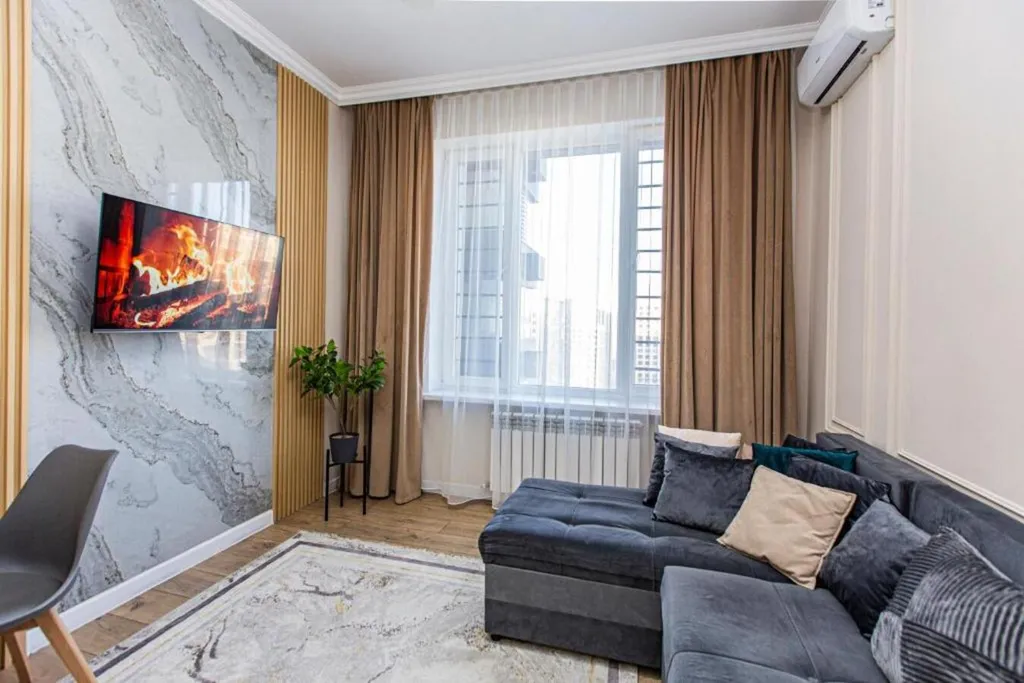 3-ком квартира Bayhouse около ТРЦ MEGA Alma-Ata для 6-х гостей