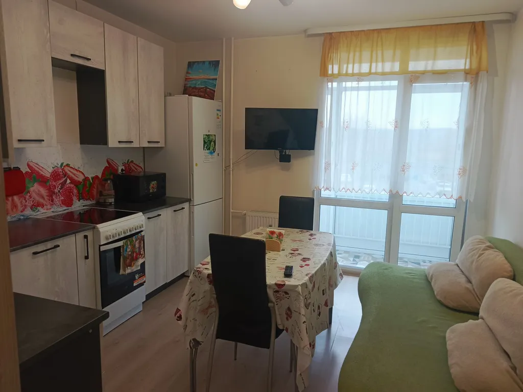 Квартира Квартира Микрорайон компрессорный в новостройке Хрустальные ключи — Екатеринбург