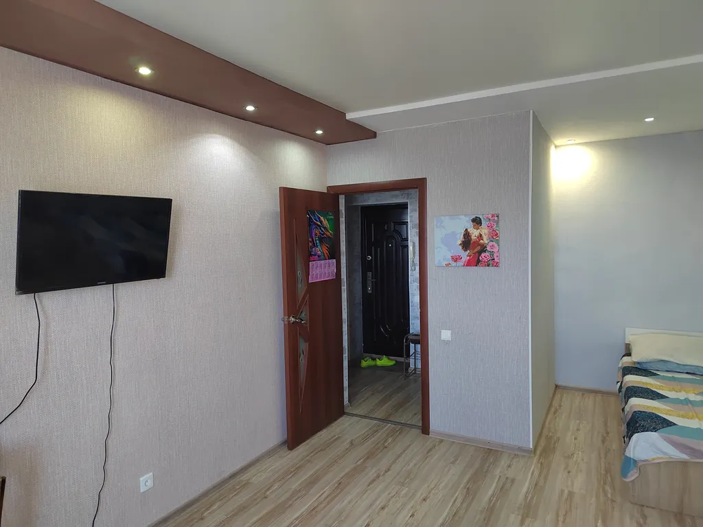 Современная квартира с большой кухней в центре города