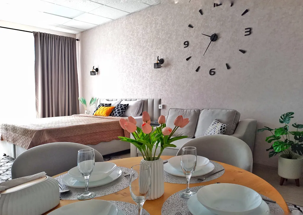 Комфортный семейный номер-студия с видом на горы