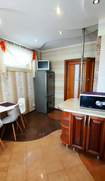 Уютная двухкомнатная квартира недалеко от центра города