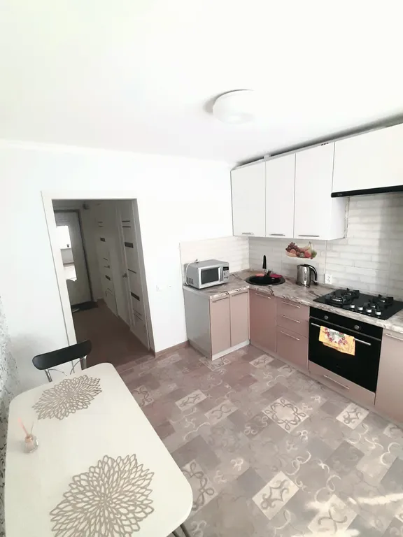 Уютная квартира с хорошим ремонтом в отличном районе города