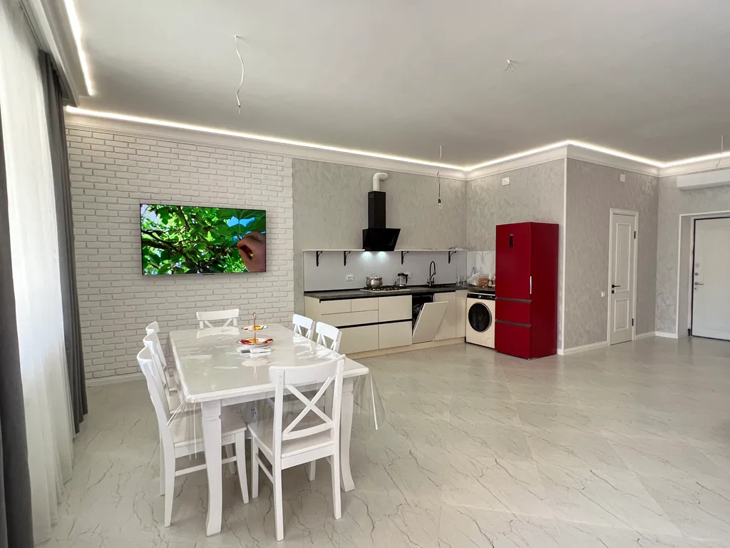 Домик на первой береговой линии