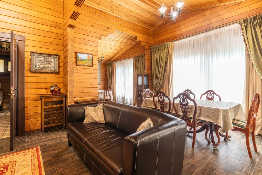 Вип коттедж с двумя спальнями с бесплатным посещением зоны  СПА — аренда посуточно в Пластуновская