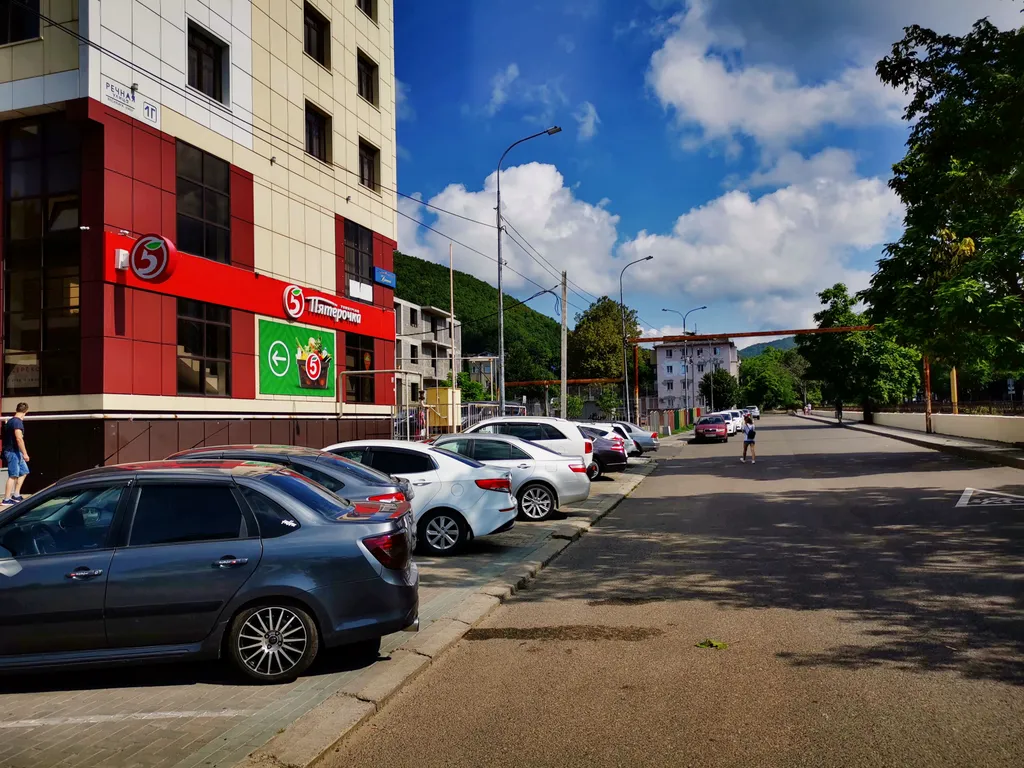 Квартира с необычной планировкой в 12 минутах от пляжа