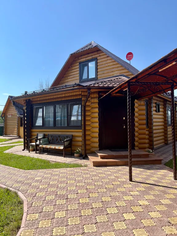 Домик вблизи леса