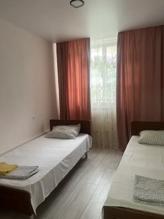 Квартира 2-комнатная Квартира — Геленджик