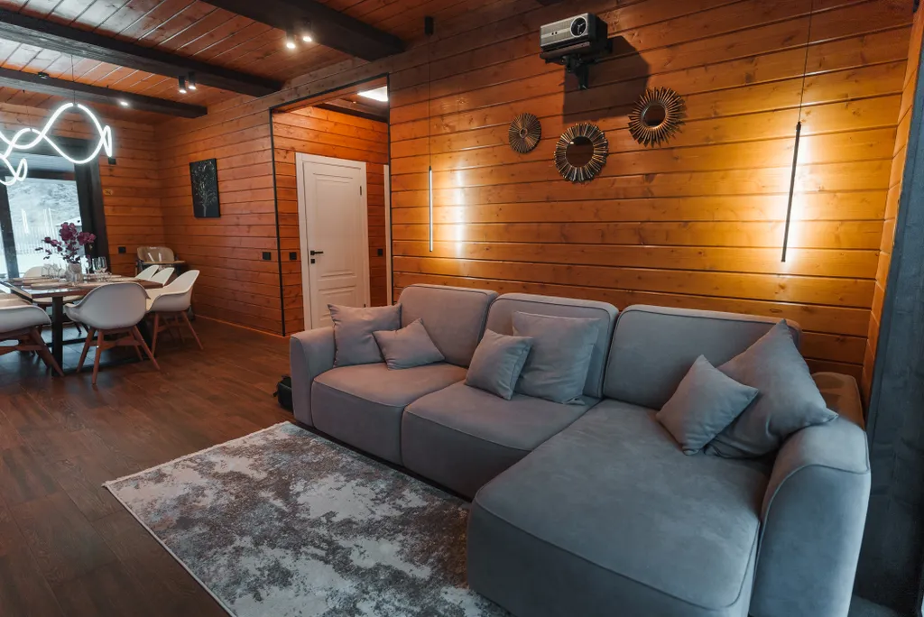 Коттедж ОзероуДомаМичуринское/Lakehouse Michurinskoe — Кучерово