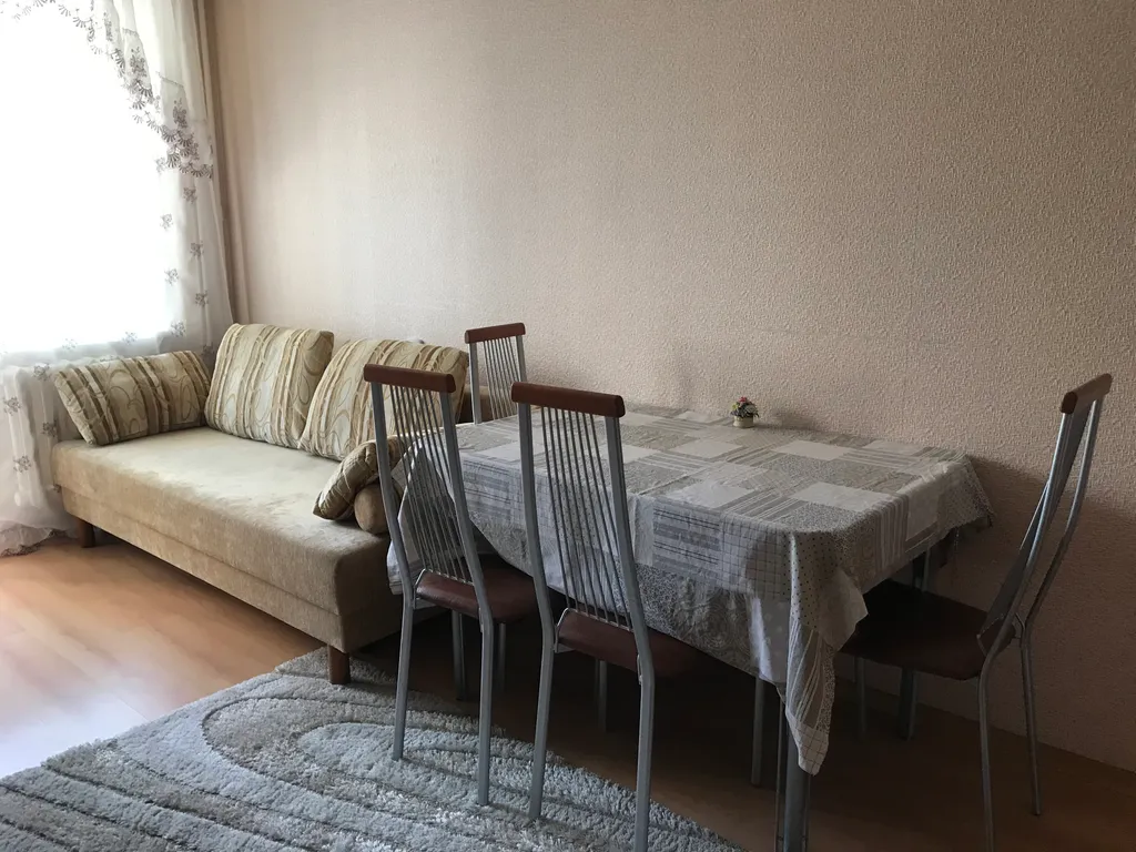 Уютная квартира в южной части города, рядом Набережная, парки