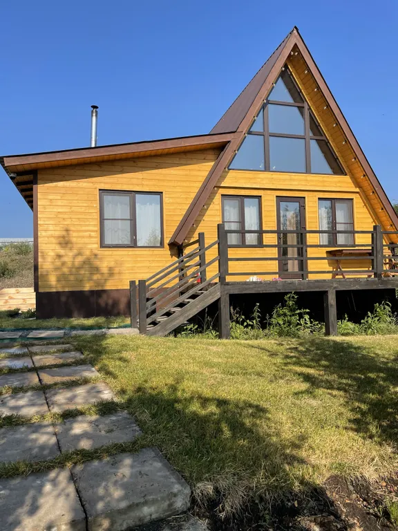 Silent Dacha на берегу озера с баней