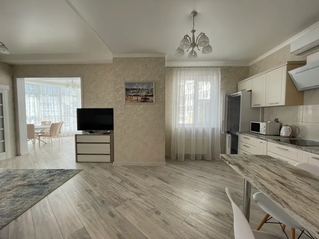 3х комнатная квартира в центре Ялты