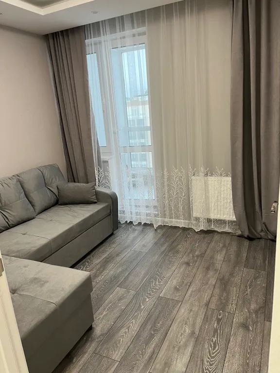 Двухкомнатная квартира с дизайнерским ремонтом