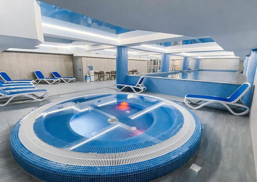 Апартамент с видом на горы в центре