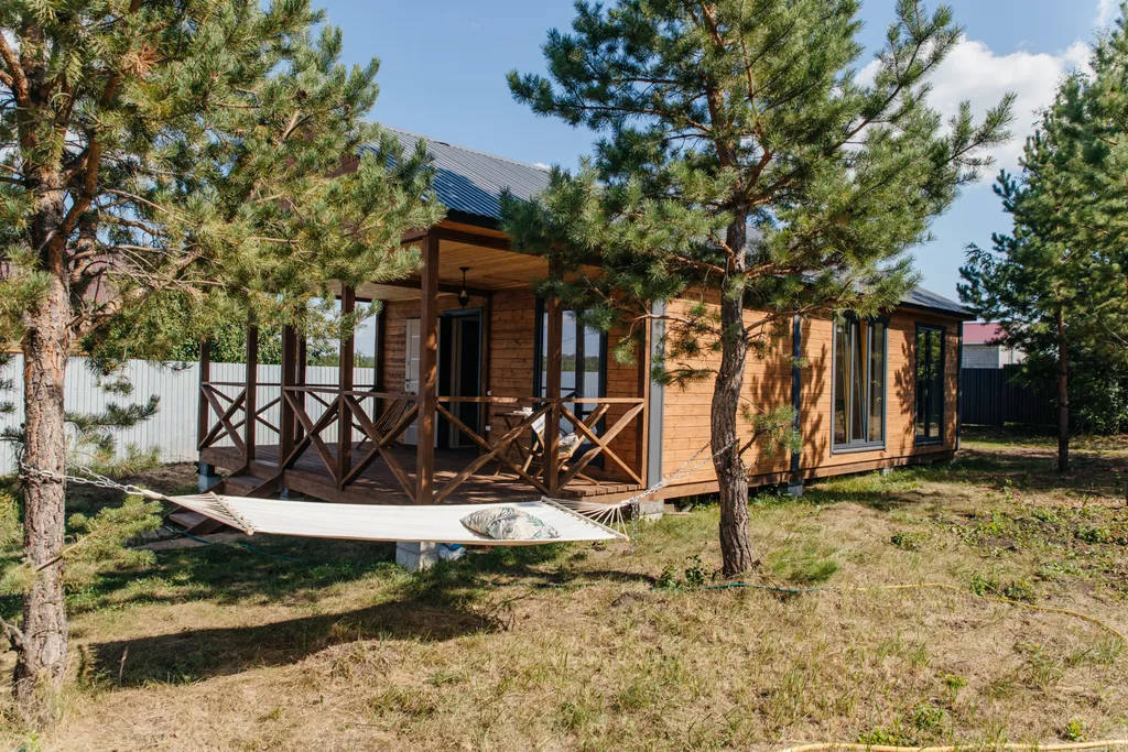 Большой дом с душой у соснового леса