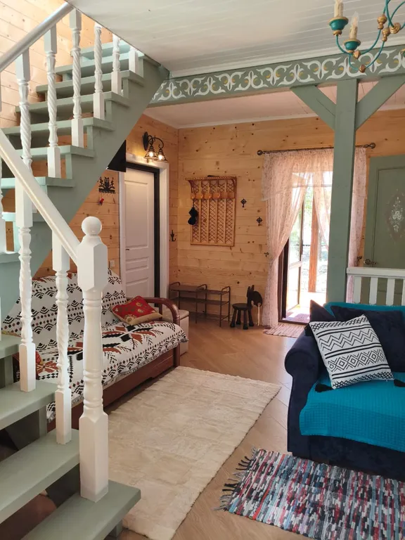 Двухэтажный дом Азазель в лесу