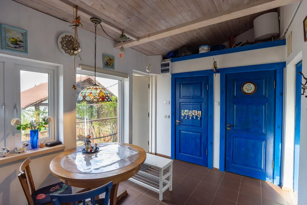 Три Галки Дом в саду