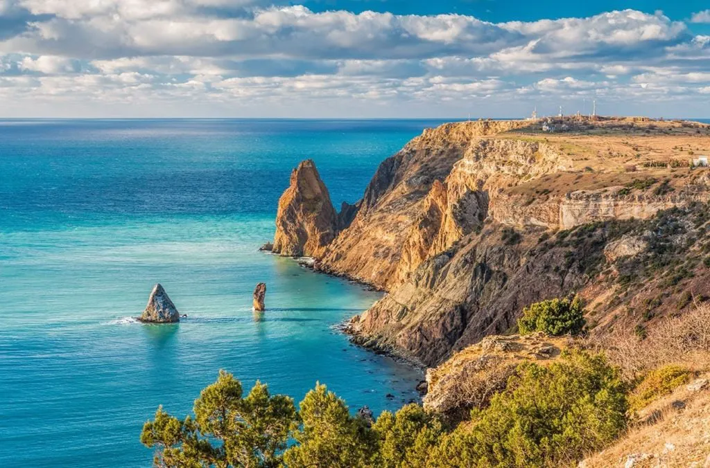 Квартира Для романтической пары или семьи квартира с видом на горы и море — Севастополь