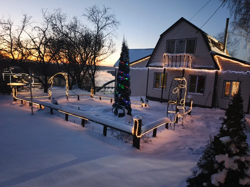 Дом на краю света с видом на Оку рядом с горнолыжной деревней Новинки