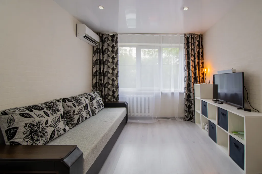 Аккуратная квартира с удобным расположением — аренда посуточно в Владивосток