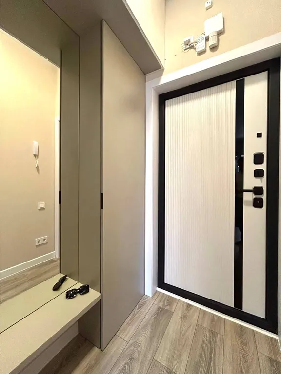 Квартира Апартаменты "AzurGarden" — Варваровка