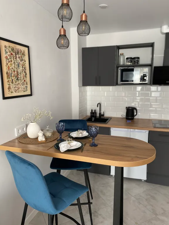 Новая уютная студия у метро, удаленное заселение