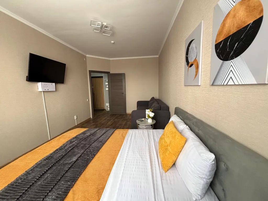 Комфортабельная семейная евродвушка в центре до 6 гостей