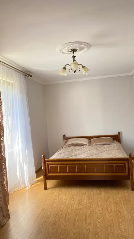 Квартира Просторная трехкомнатная квартира у моря — Сухум