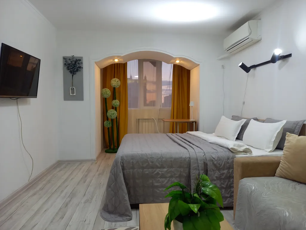 Яркая Звезда на Космосе