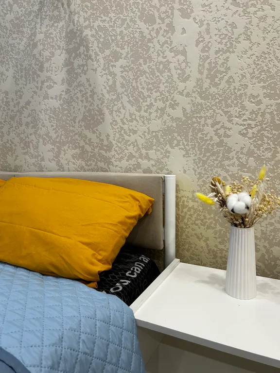 Уютная студия с видом на лес