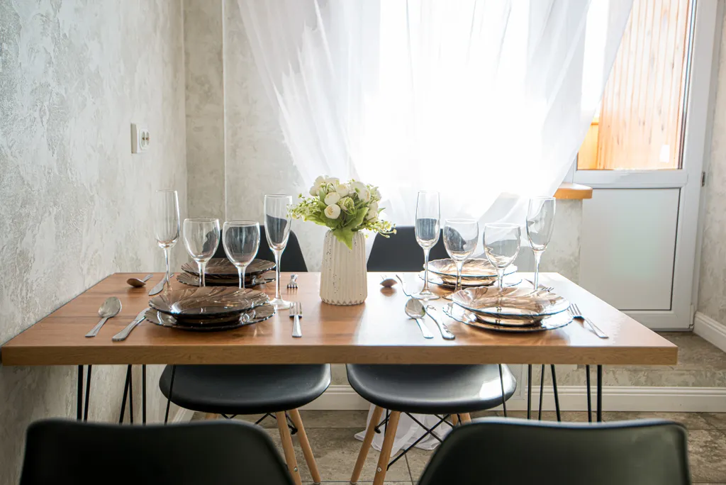 В зелёном микрорайоне Университет, гостиничный сервис, бесконтактно